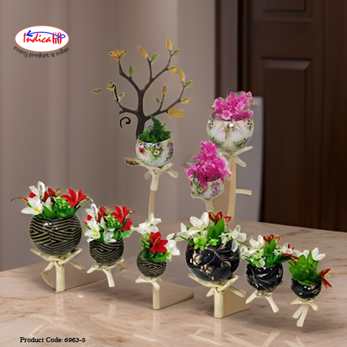 Meena planter with wooden stand set of 9